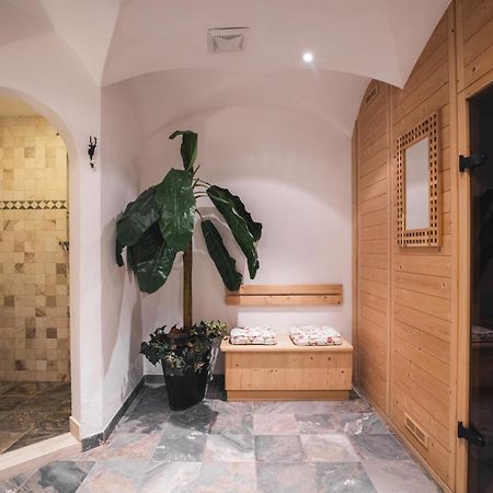 Hotel Ciasa Ai Pini ซานกัสซิอาโน ภายนอก รูปภาพ