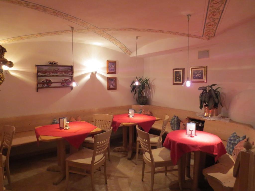 Hotel Ciasa Ai Pini ซานกัสซิอาโน ภายนอก รูปภาพ
